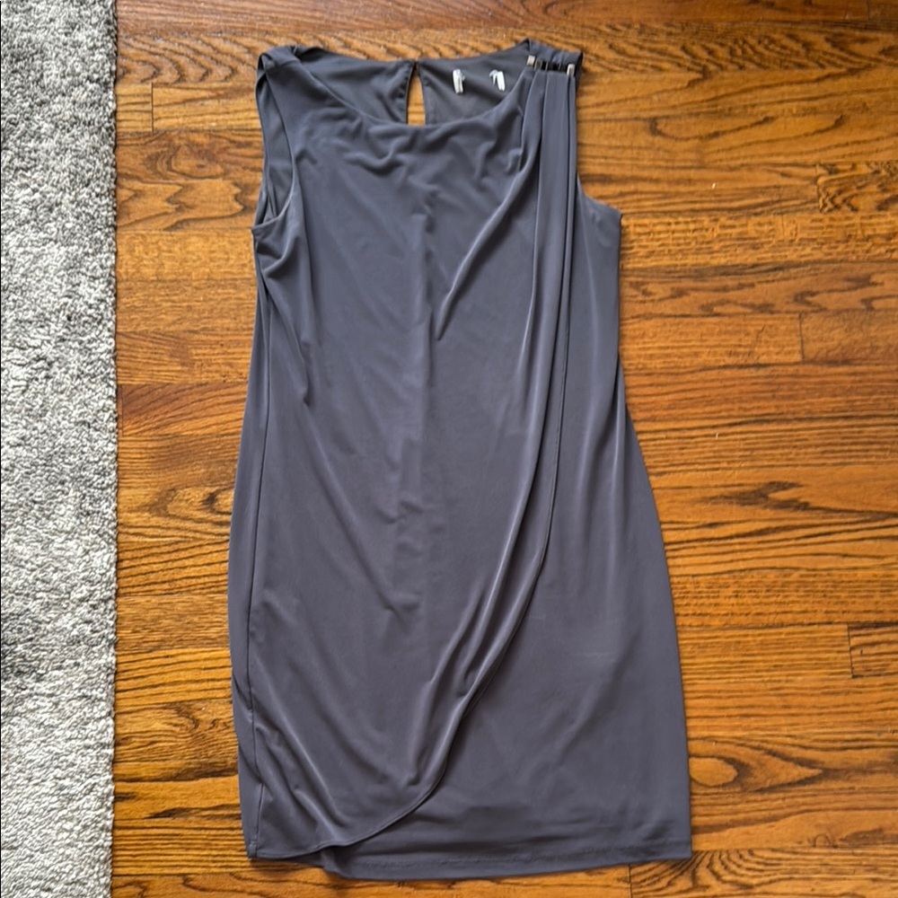 Elegant Gray Sleeveless Dress